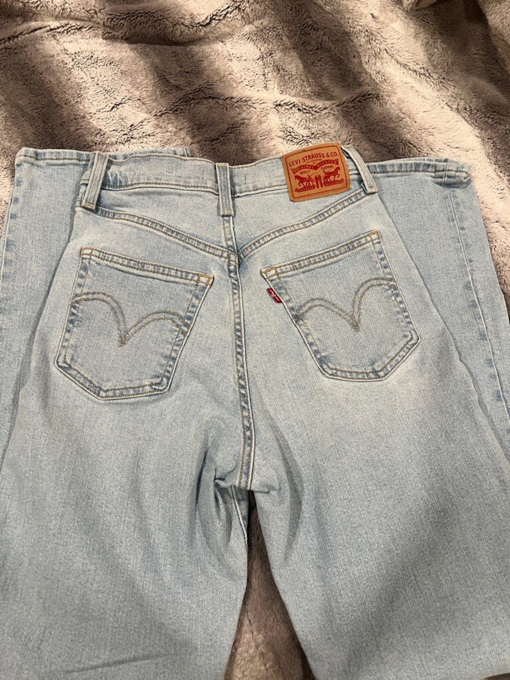 Levis Ribcage Straight High-Rise Light Wash Blue - Size 27 - Picture 11 of 11